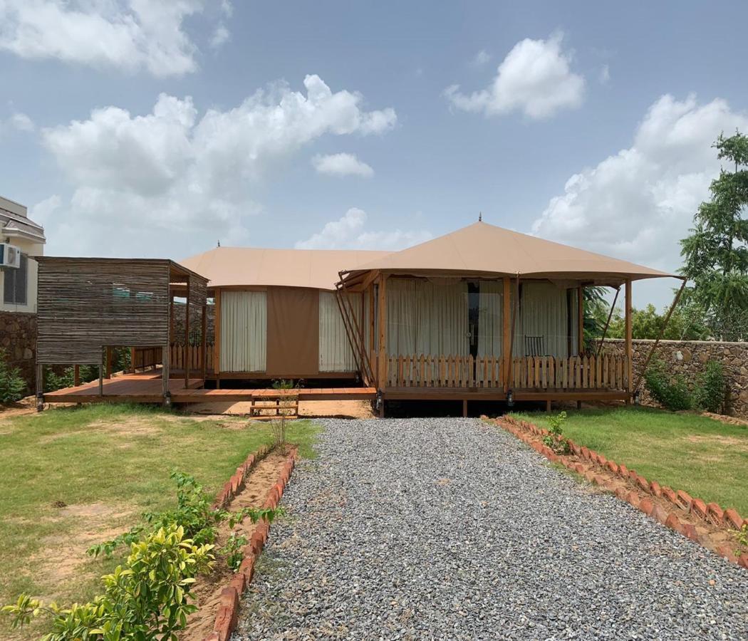 Nature Kalp Resort And Spa,푸쉬카르 외부 사진